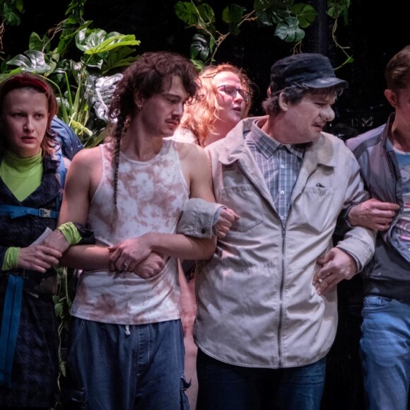 ‘Monstera’ van Compagnie Cecilia met oa Joke Emmers, Robrecht Vanden Thoren en Tom Ternest